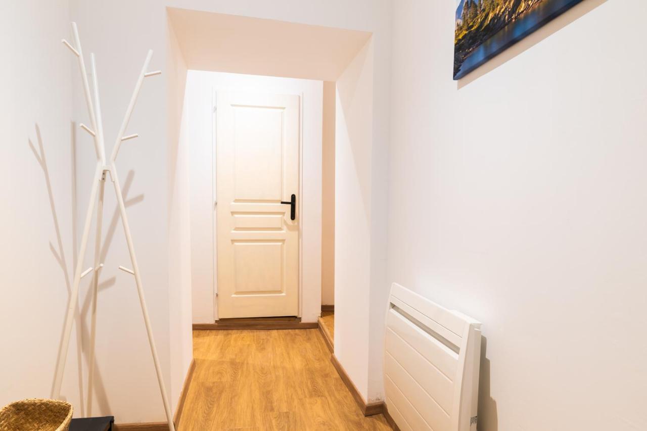 Appartement cœur de ville - Au calme - WiFi - Four, Lave-sèche Linge Pau Esterno foto